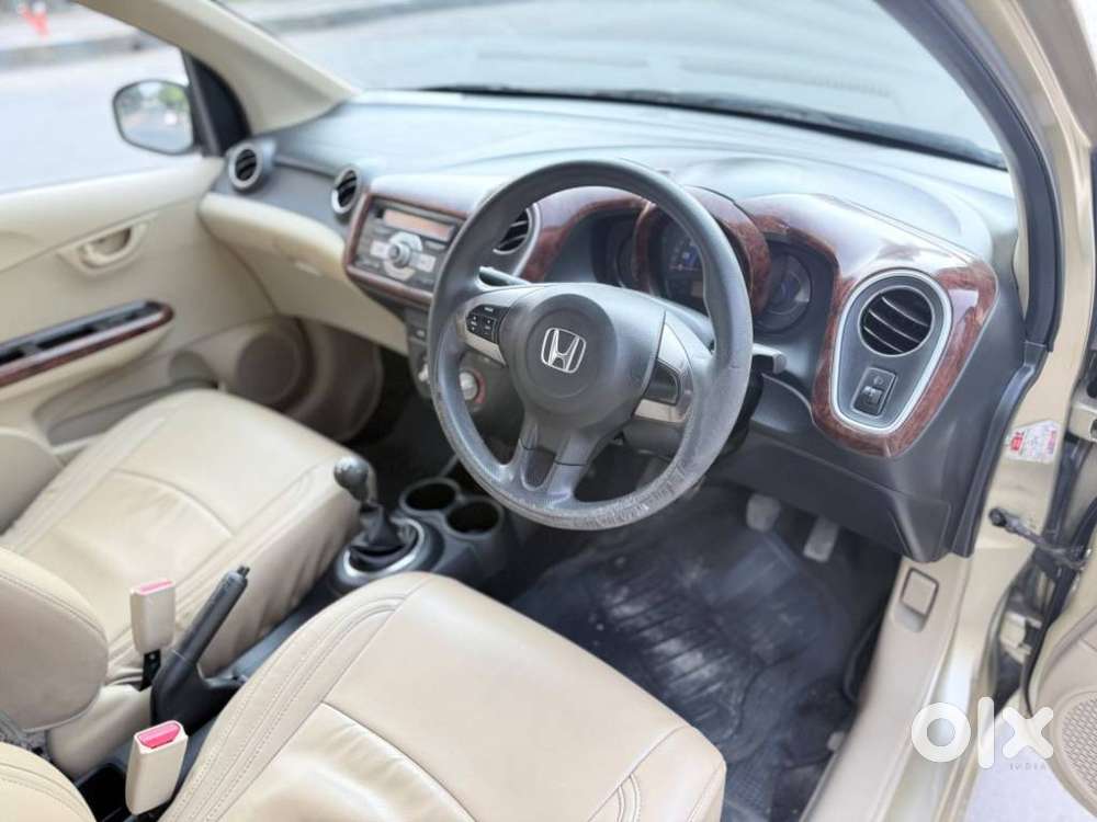 Honda Mobilio 1.5 S I-vtec Mt, 2015, Petrol
