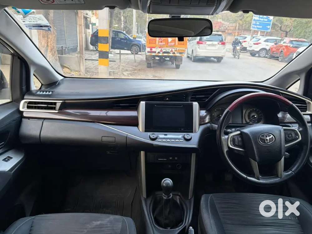 Innova Crysta Good Condition Gadi