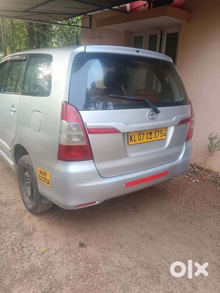 Toyota Innova 2014 Diesel Well Maintained