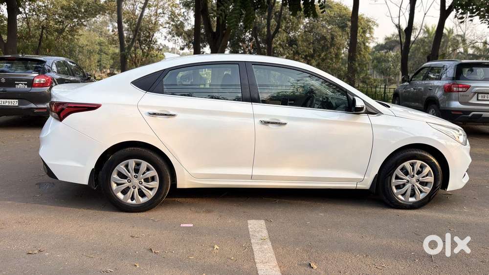 Hyundai Verna 1.6 Ex Vtvt, 2018, Petrol