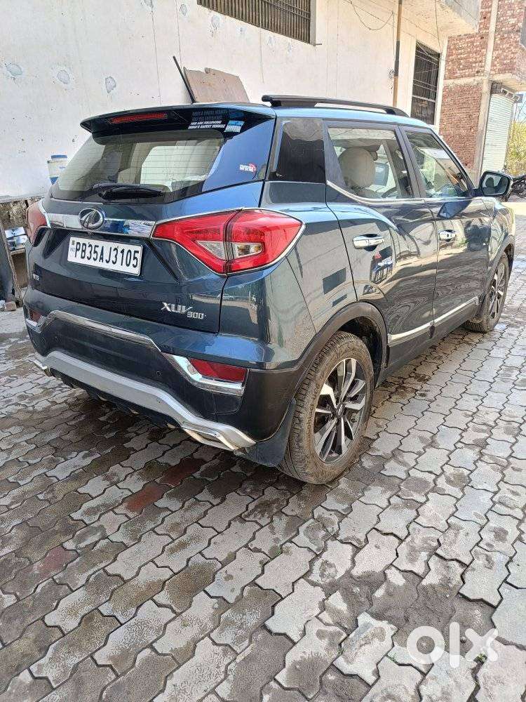 Mahindra Xuv300 W8 Option, 2021, Petrol