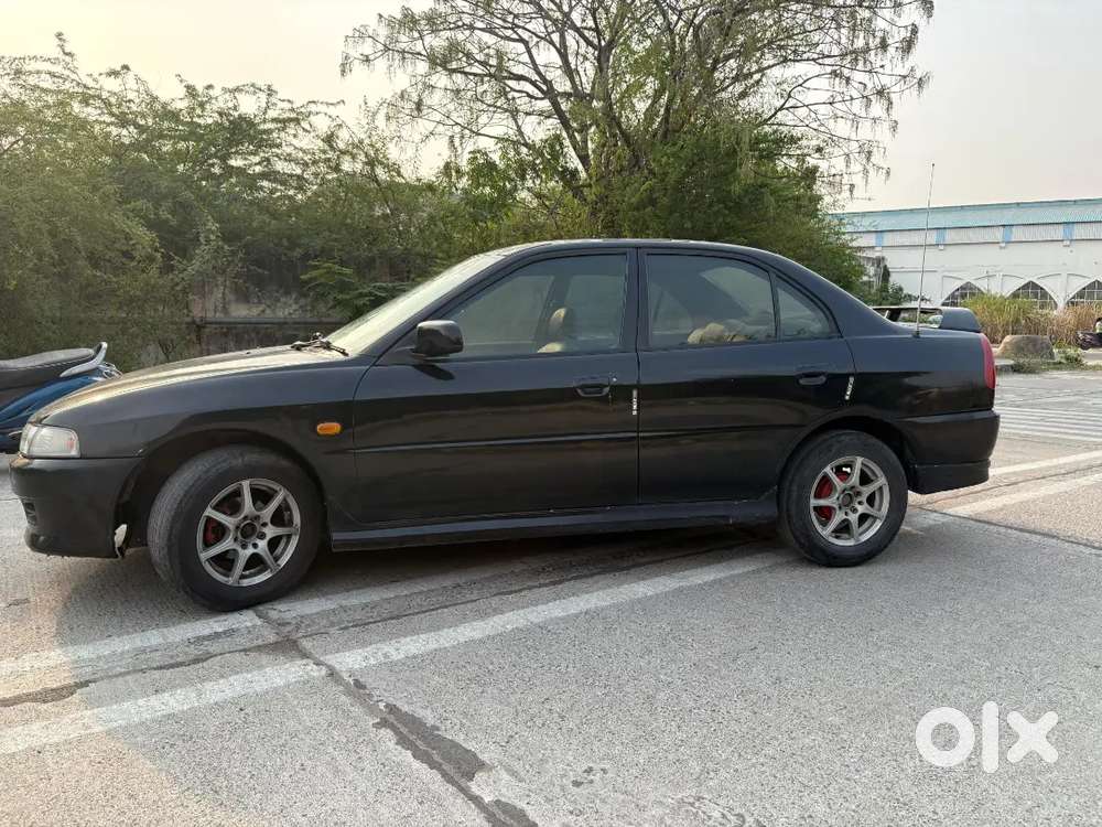 Mitsubishi Lancer Glxi 2002