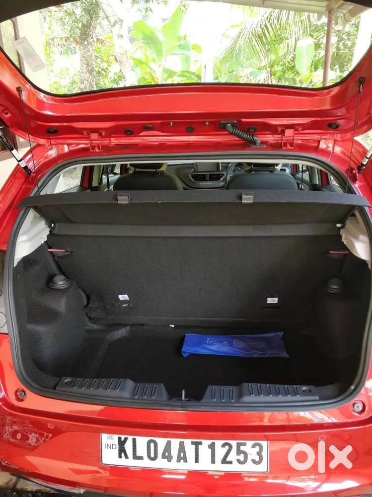 Tata Altroz Petrol Manual 3 Years 4 Months Old