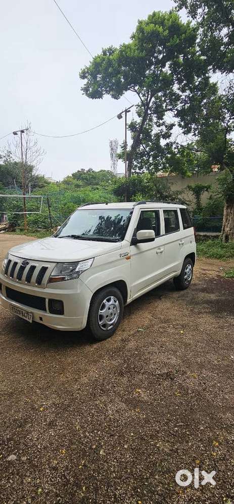 Mahindra Tuv 300 T6 Plus, 2018, Diesel