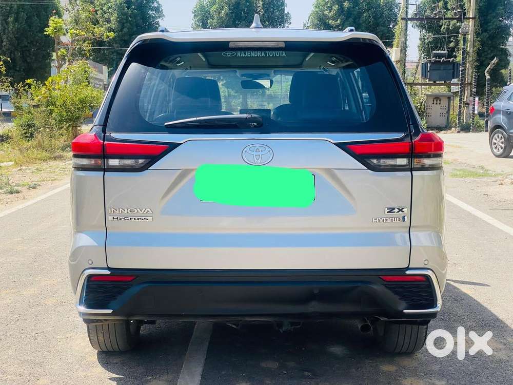 Toyota Innova Hycross 2.0 Vx (o) Hybrid 7 Str, 2023, Cng & Hybrids
