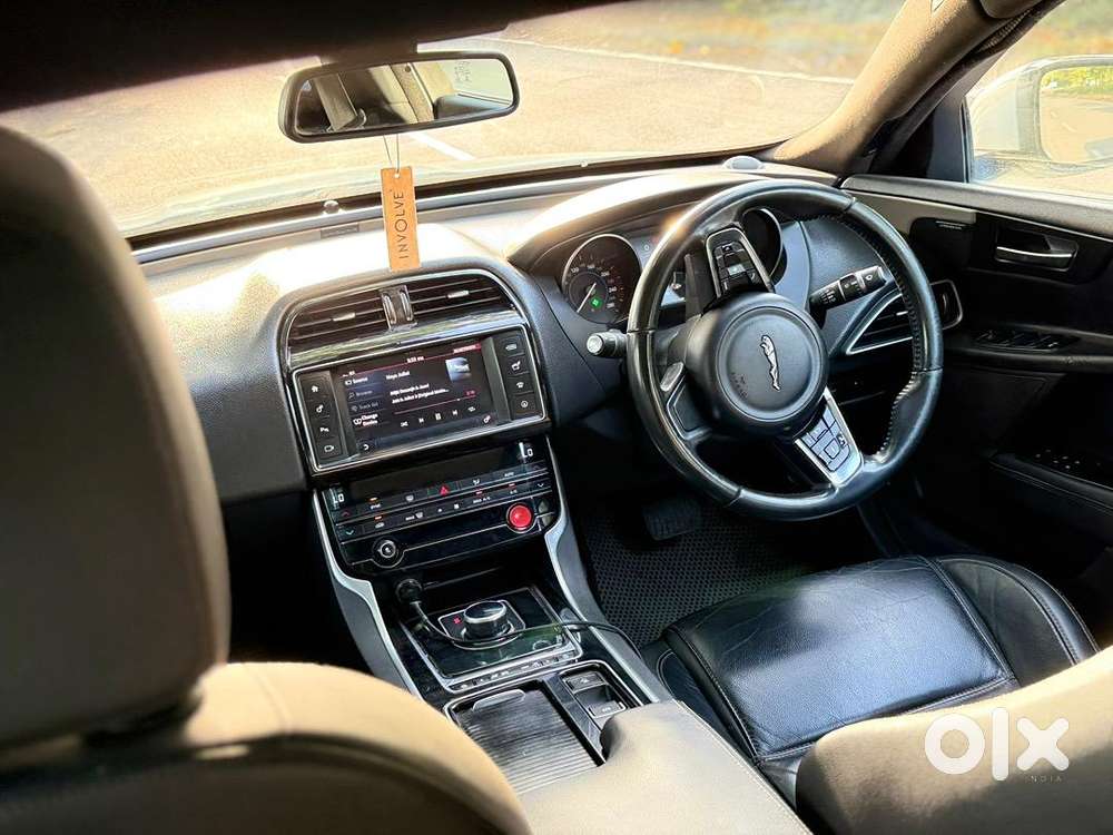 Jaguar Xe 2018