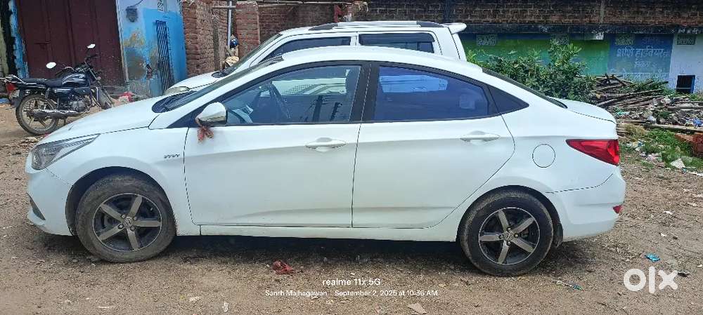Hyundai Verna 2014 Petrol 80000 Km Driven