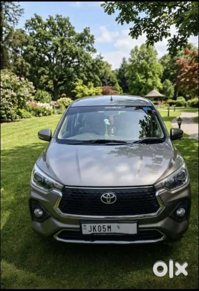 Toyota Rumion 2023 Petrol Manual Dual Tone