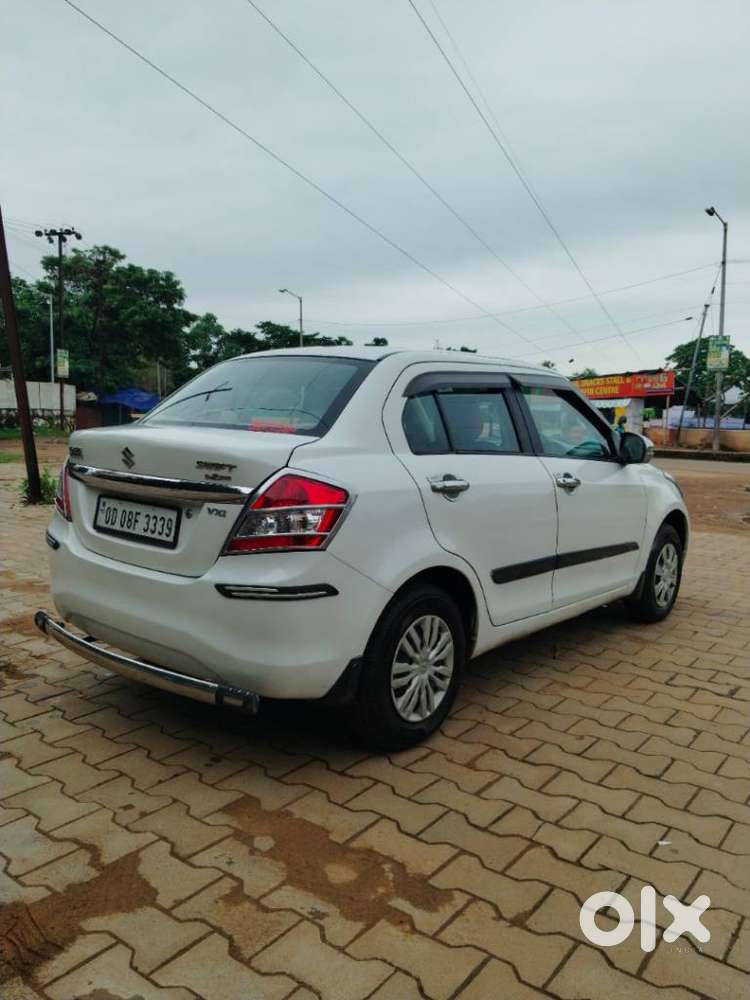Maruti Suzuki Swift Dzire Vxi(o) At, 2017, Petrol