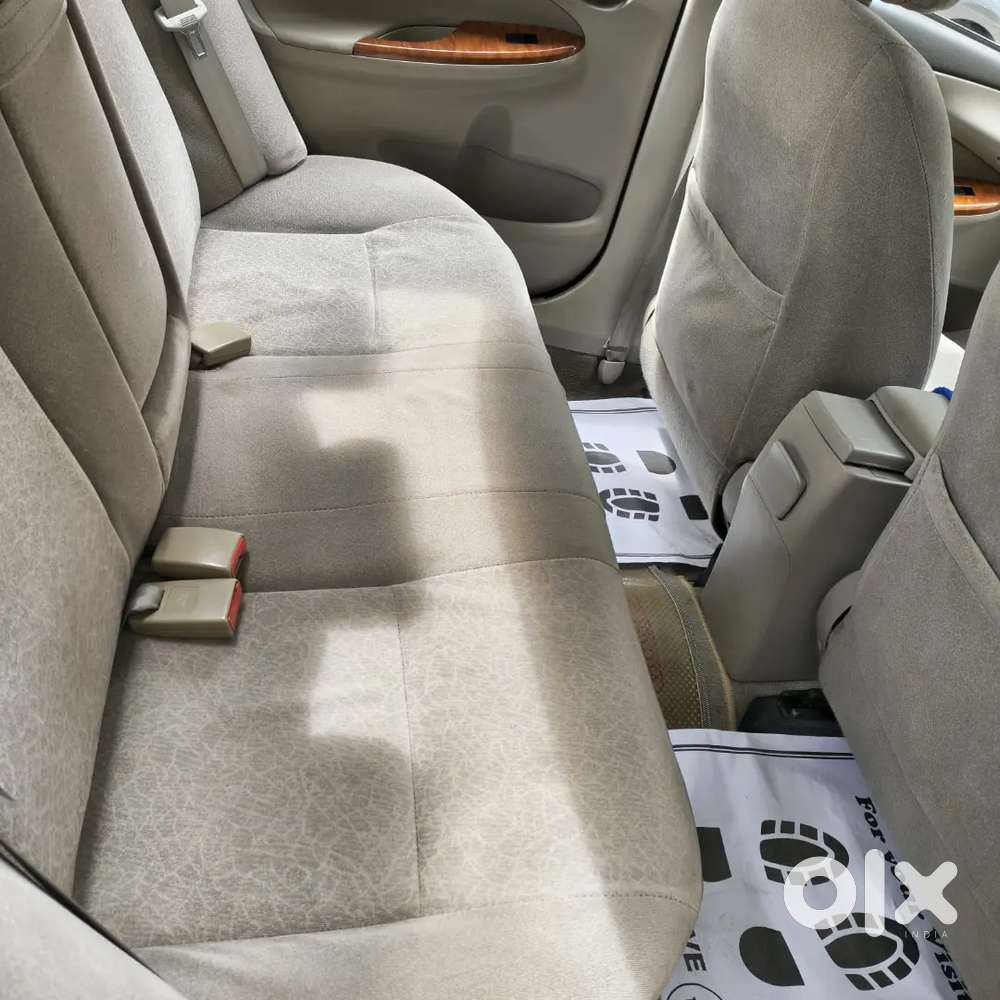 Toyota Corolla Altis 2011 Model