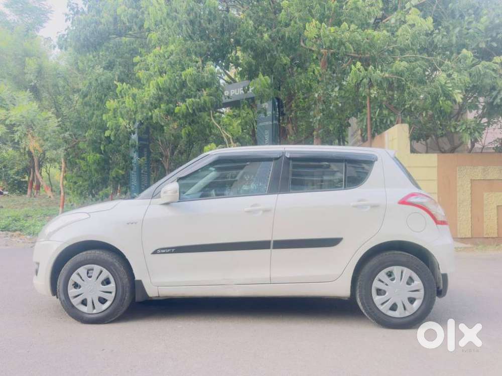 Maruti Suzuki Swift 1.2 Vxi (o), 2012, Petrol