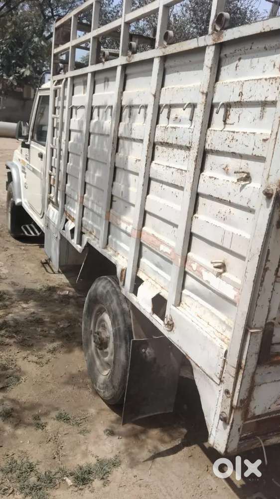 Mahindra Bolero Pik-up 2011 Diesel 100000 Km Driven