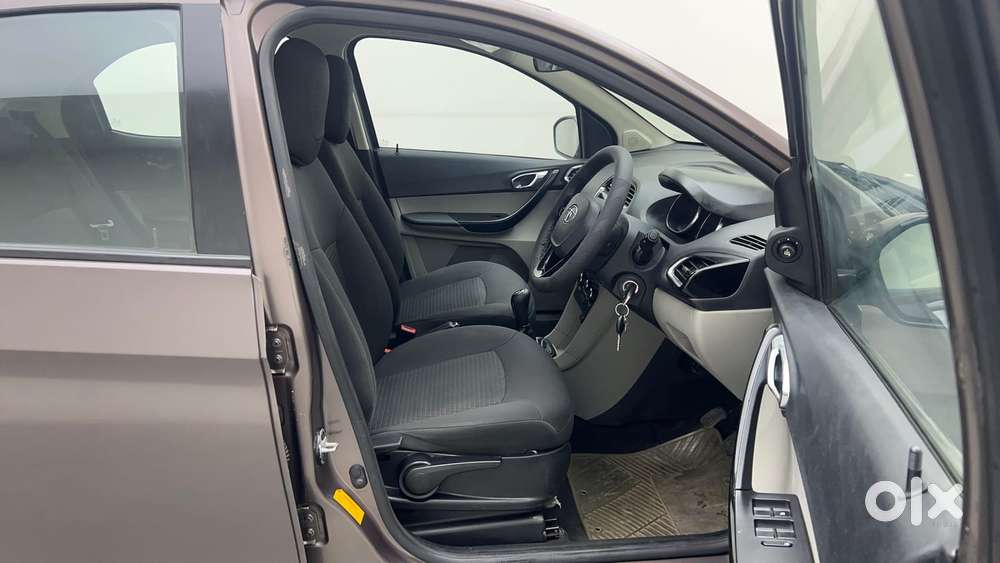 Tata Tiago 1.2 Revotron Xz Wo Alloy, 2018, Cng & Hybrids