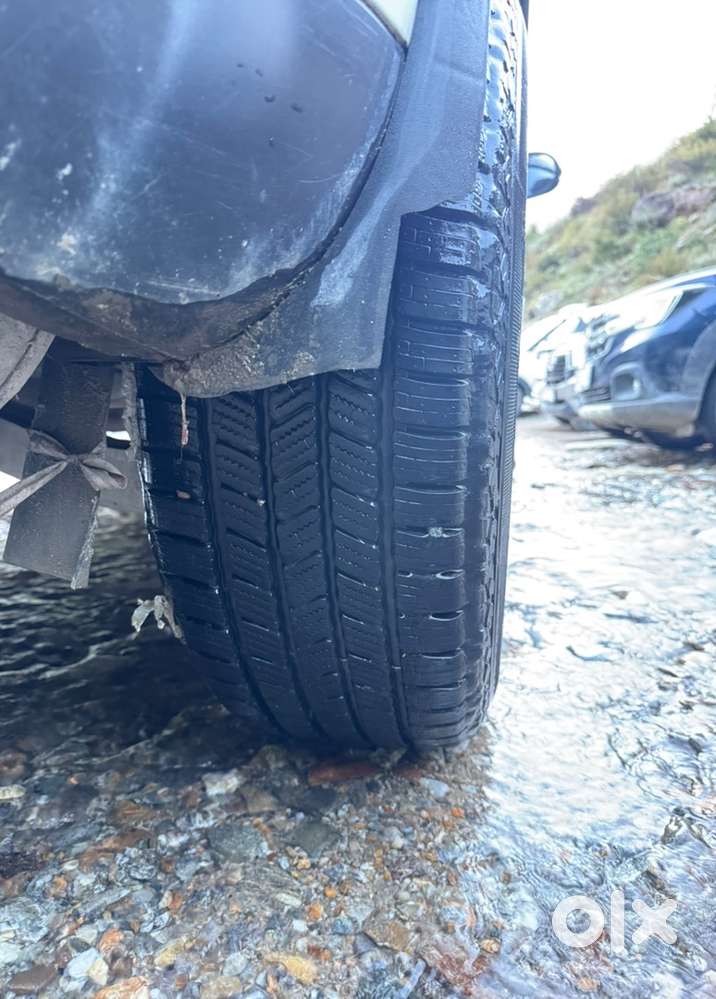 Mahindra Xuv500 2015 November Diesel Well Maintained