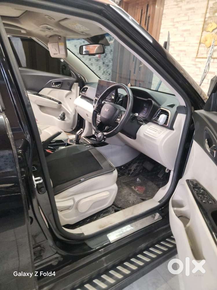 Mahindra Xuv400 El Pro 2024(1st Owner And Company Service Record)