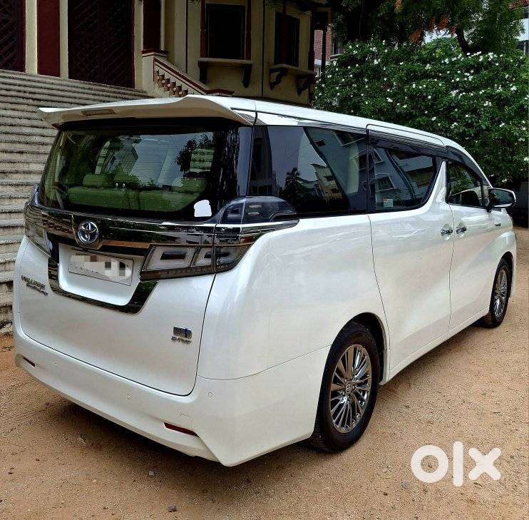 Toyota Vellfire Vip – Executive Lounge, 2021, Petrol