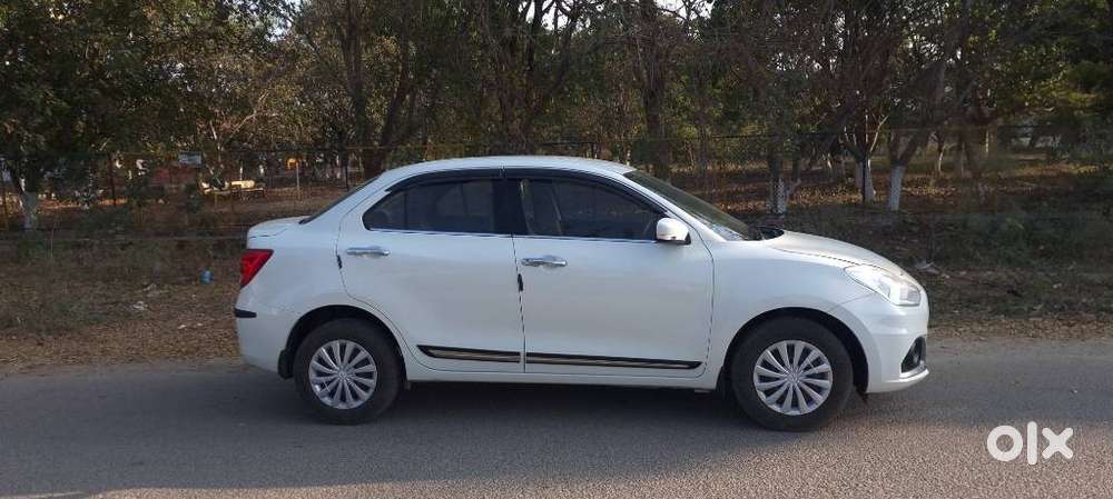 Maruti Suzuki Swift Dzire Vxi Optional, 2022, Petrol