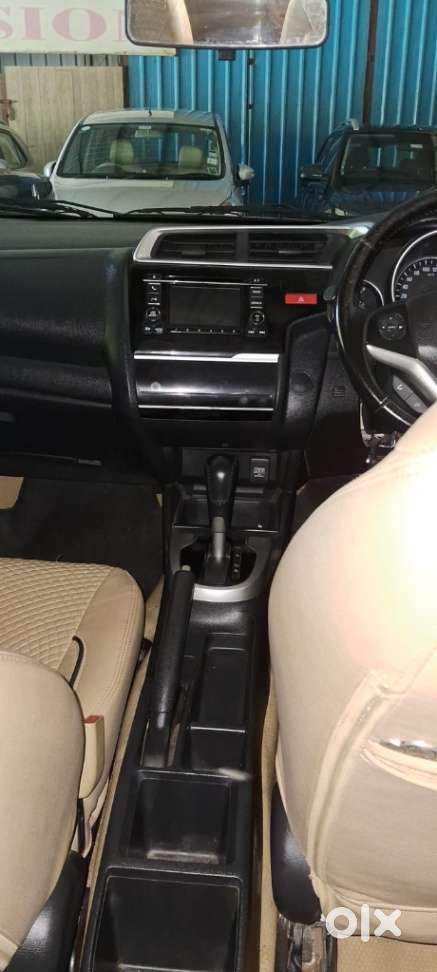 Honda Jazz V Automatic, 2015, Petrol
