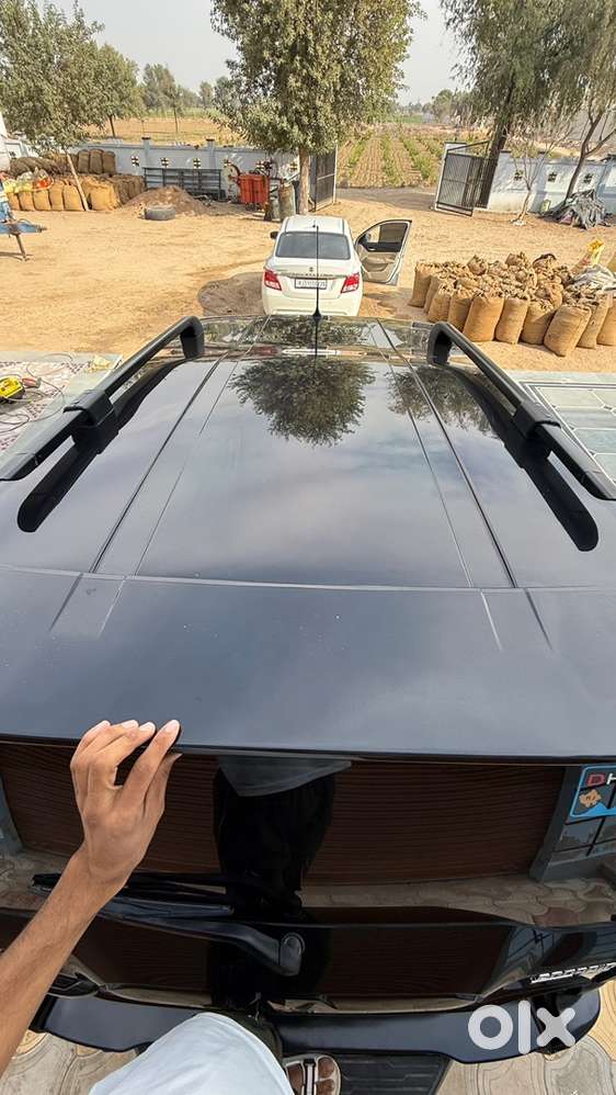 Mahindra Scorpio Classic S11