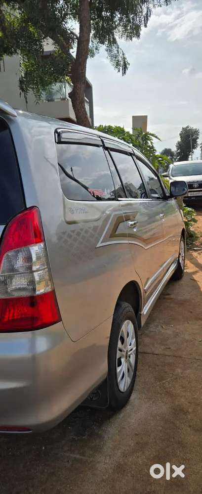 Toyota Innova2.5 G4 2016 Well Maintained