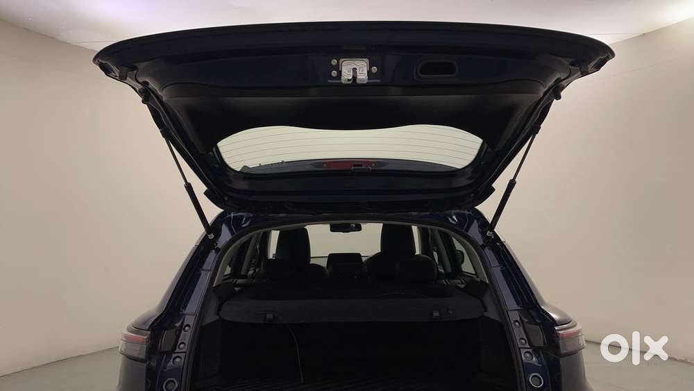 Maruti Suzuki Grand Vitara 1.5 Alpha Plus Intelligent Hybrid Ecvt, 2..