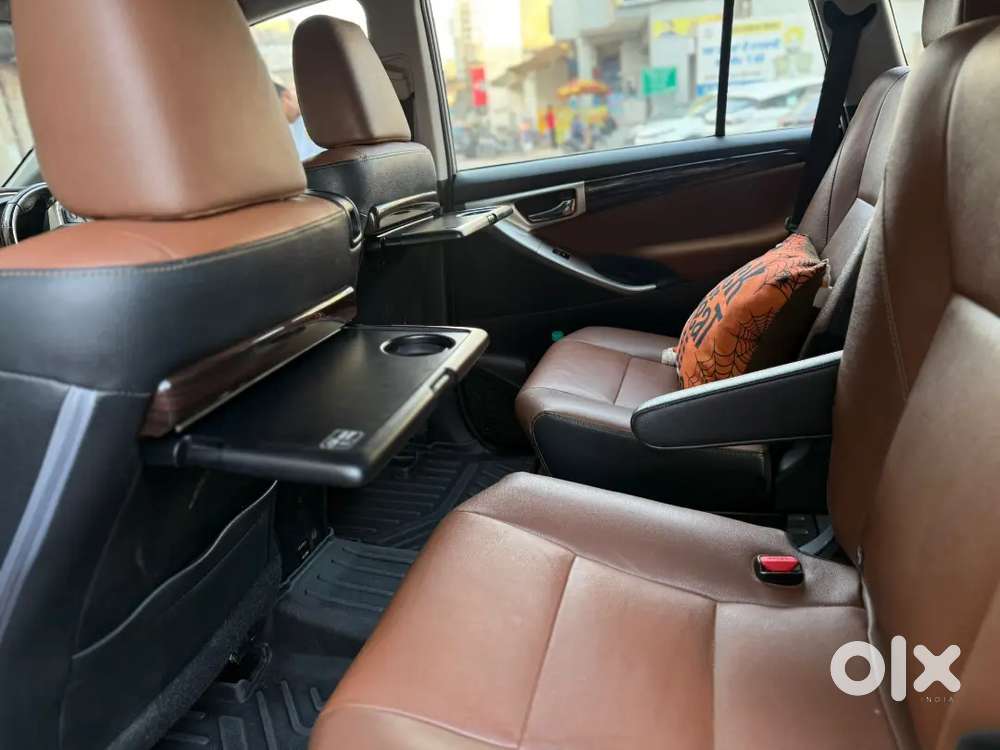 Toyota Innova Crysta