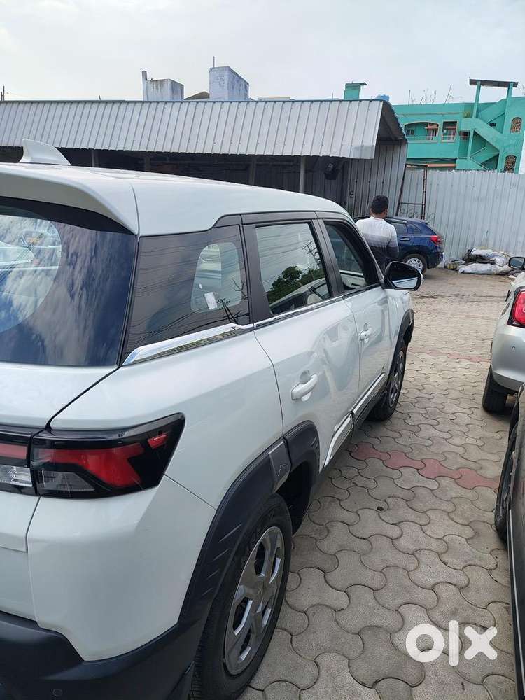 Maruti Suzuki Brezza Petrol Well Maintained