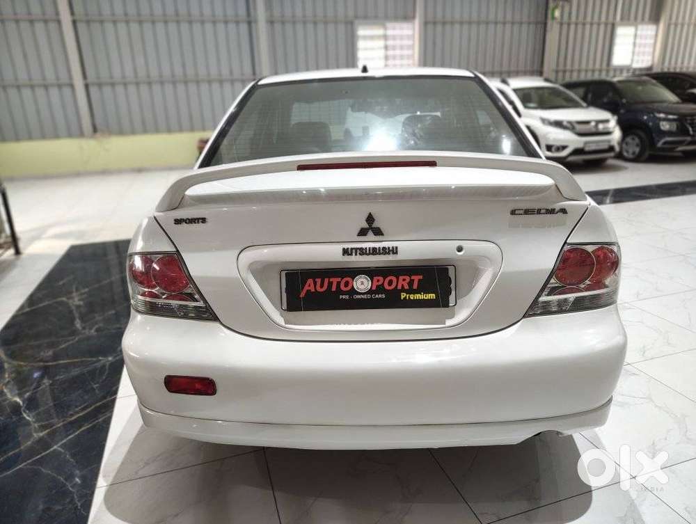 Mitsubishi Cedia Sports, 2010, Petrol