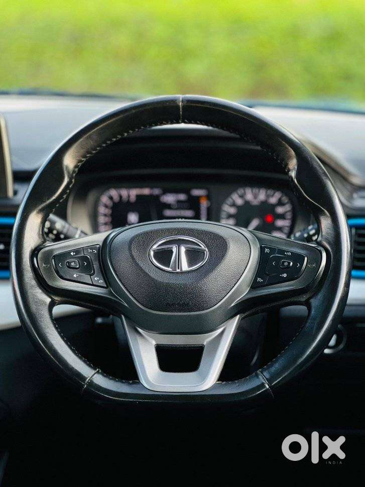 Tata Punch 1.2 Revotron Creative Dual Tone, 2021, Petrol