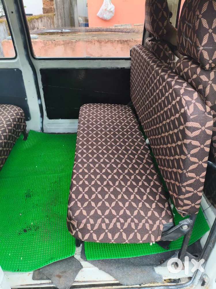 Maruti Suzuki Omni 2012 Petrol