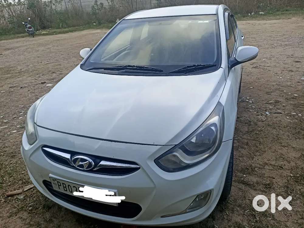 Hyundai Fluidic Verna 2013