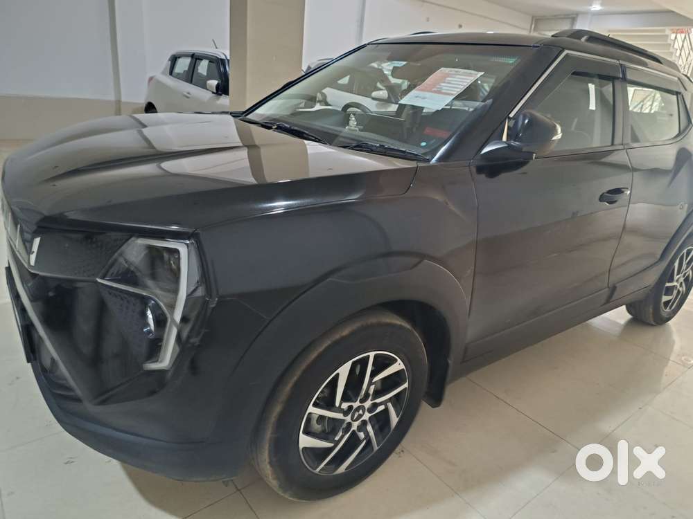 Mahindra Xuv 3xo Ax5 Ds Mt, 2025, Diesel