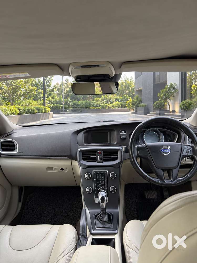 Volvo V40 Cross Country T4, 2017, Petrol