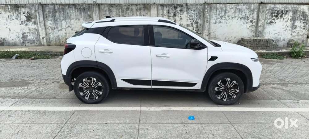 Renault Kiger Rxe, 2021, Petrol