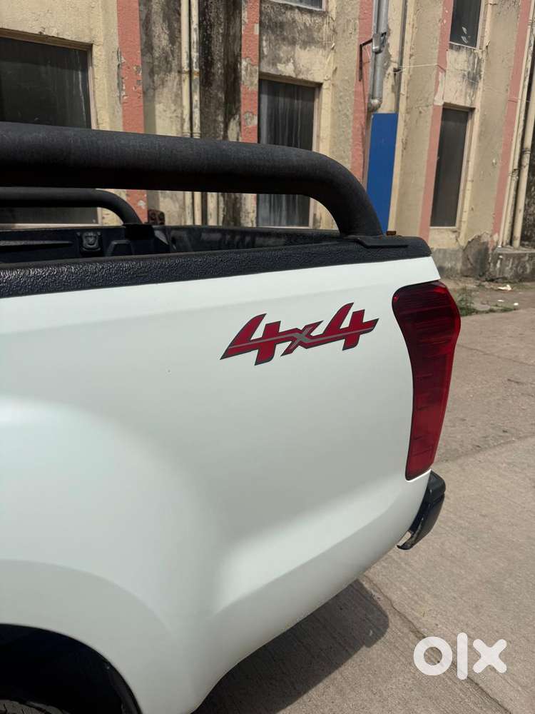 Isuzu D-max V-cross Z 4x4 Mt, 2022, Diesel