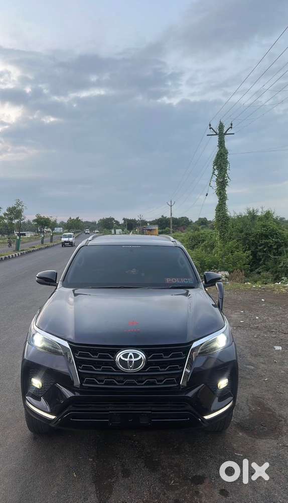 Toyota Fortuner 2021 Suv