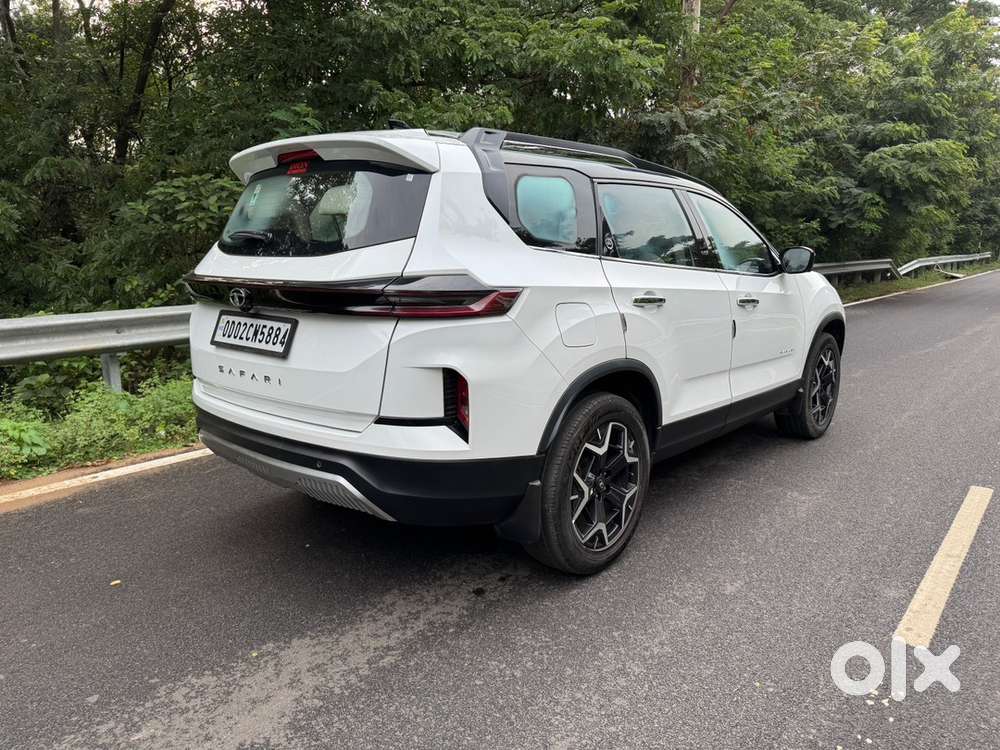 Tata Safari Diesel 2023 Automatic. ( Accomplished Plus ) 6 Str.