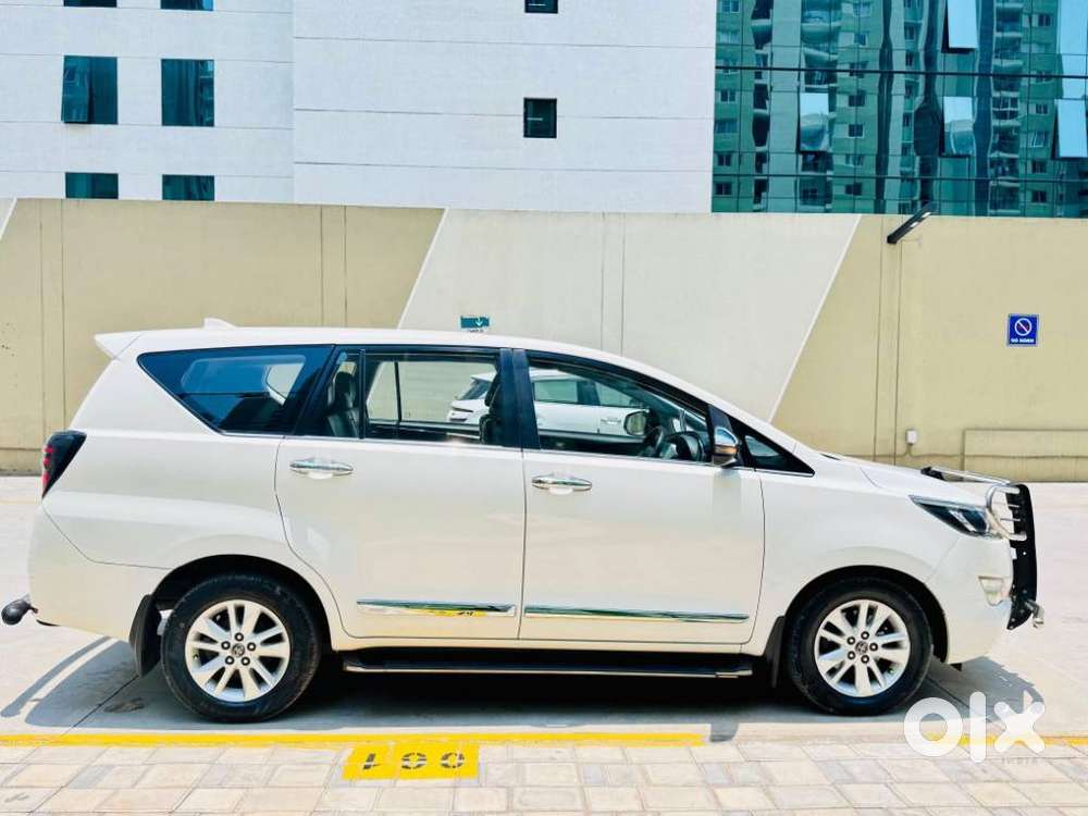 Toyota Innova Crysta 2.4 V, 2019, Diesel