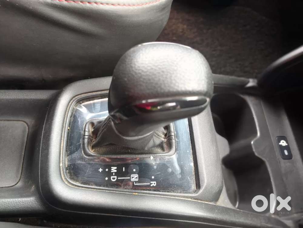 Maruti Suzuki Swift, 2025, Petrol