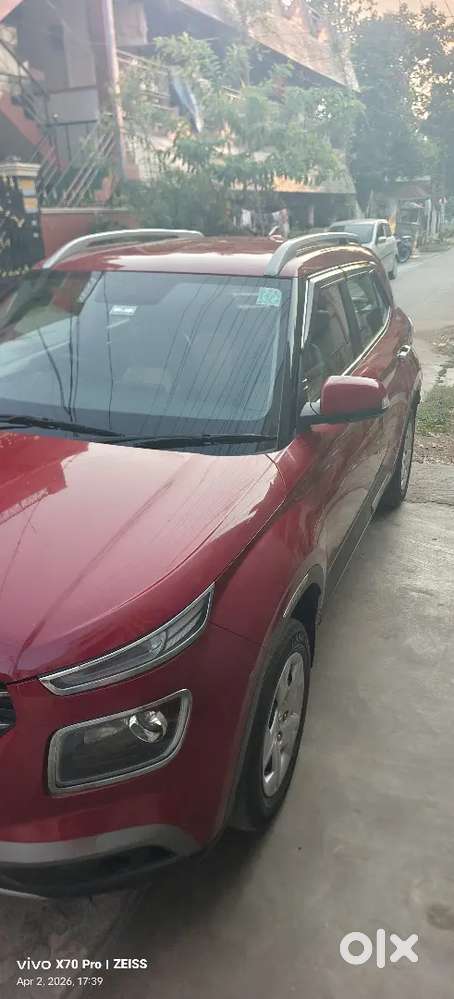 Hyundai Venue 2022 Petrol Good Condition