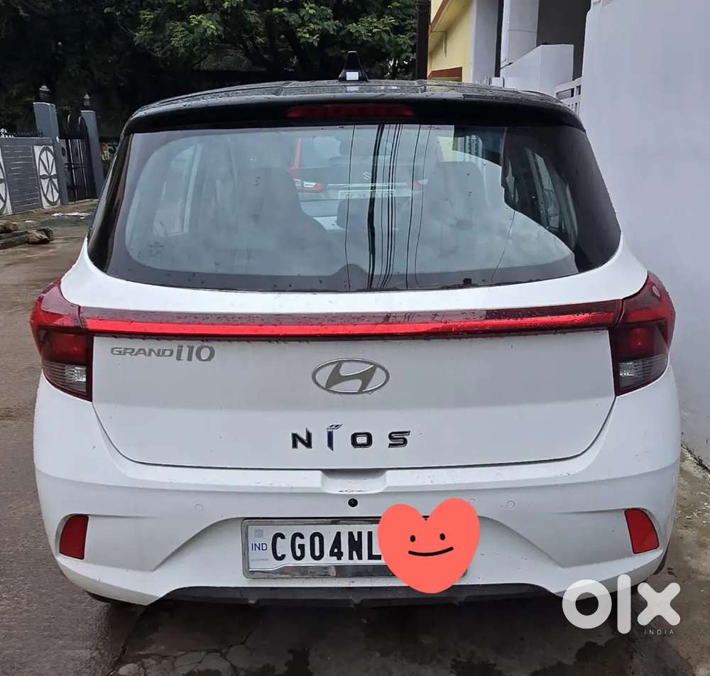 Hyundai Grand I10 Sportz 2021 Manual Dual Tone Colour