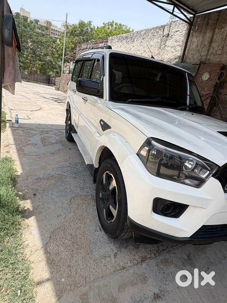Mahindra Scorpio S5 Converted Into S11
