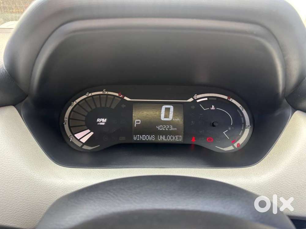 Nissan Magnite 1.0 Xv Turbo Cvt, 2021, Petrol