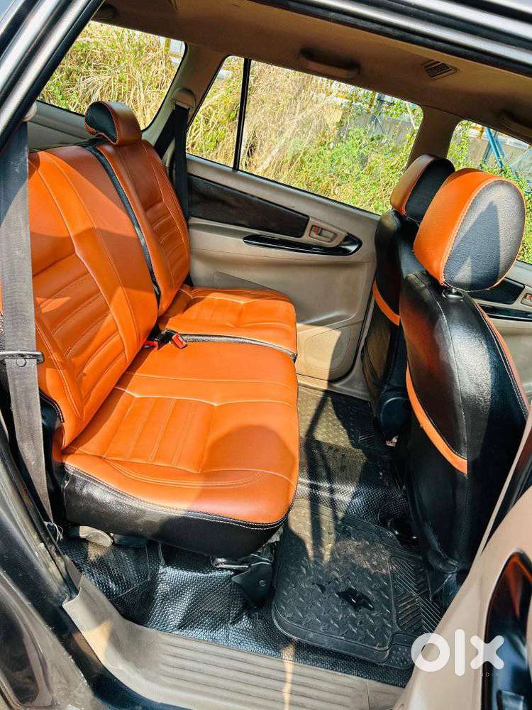 Toyota Innova 2.5 G (diesel) 8 Seater, 2015, Diesel