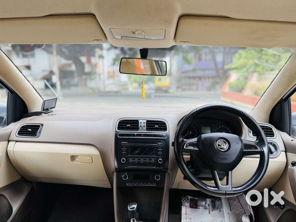 Skoda Rapid Elegance 1.6 Tdi Cr Manual, 2014, Diesel