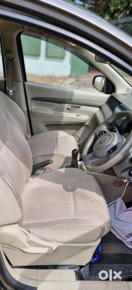 Maruti Suzuki Ertiga 1.5 Vxi, 2022, Petrol