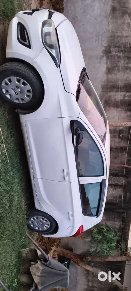 Hyundai I20 Asta Diesel 2013