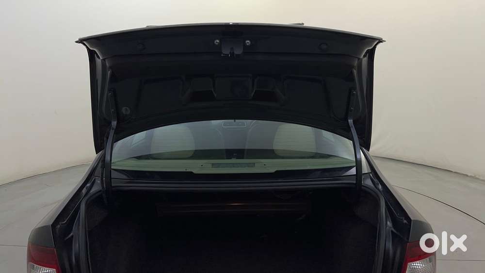 Skoda Rapid 1.0 Style At, 2021, Petrol