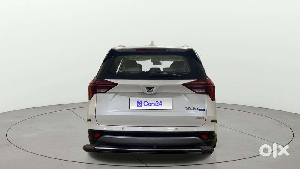 Mahindra Xuv700 2.0 Ax 7 Petrol Mt Str, 2021, Petrol