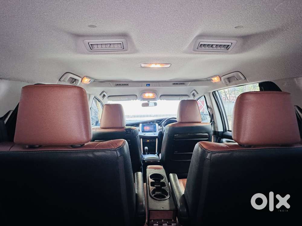 Toyota Innova Crysta 2.8z Automatic, 2019, Diesel